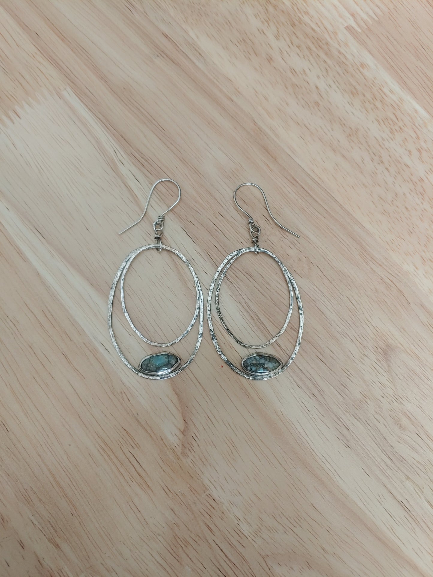 sterling silver hammered double hoop & 7 dwarfs turquoise earrings